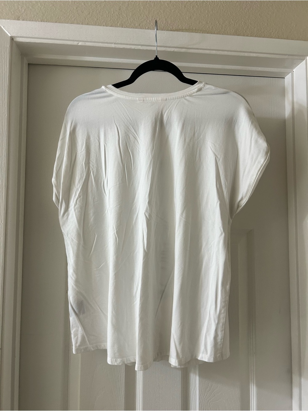 Women's White Eiffel Tower Graphic Tee - Unbranded - Picture 2 of 3